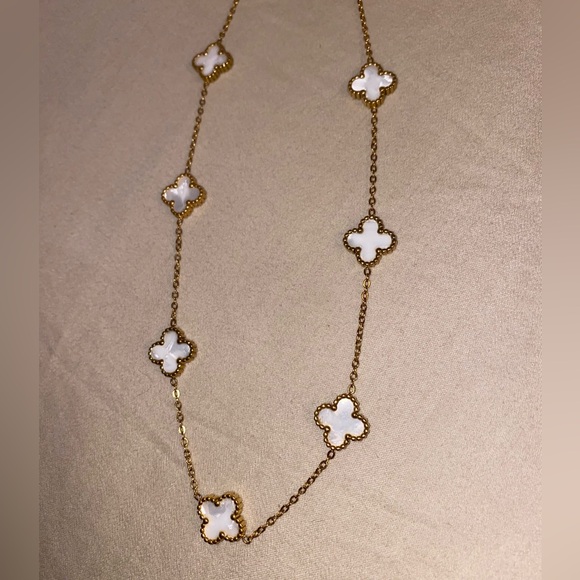 Jewelry Set - Picture 8 of 15